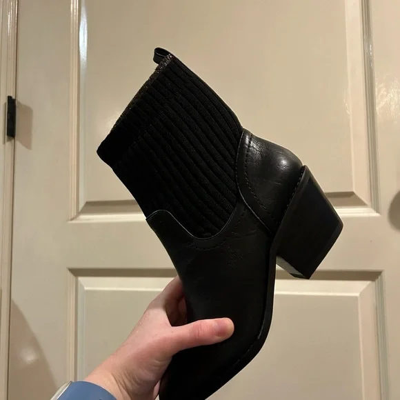 {NWT} Boutique by Corky’s Crackling Black Boots - Picture 5 of 7